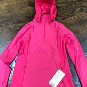 NWT Lululemon Rain on Train on Pullover size 12